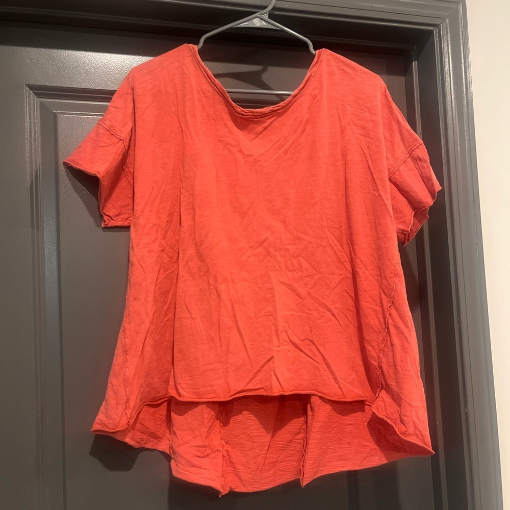 Women's Red Short Sleeve Top